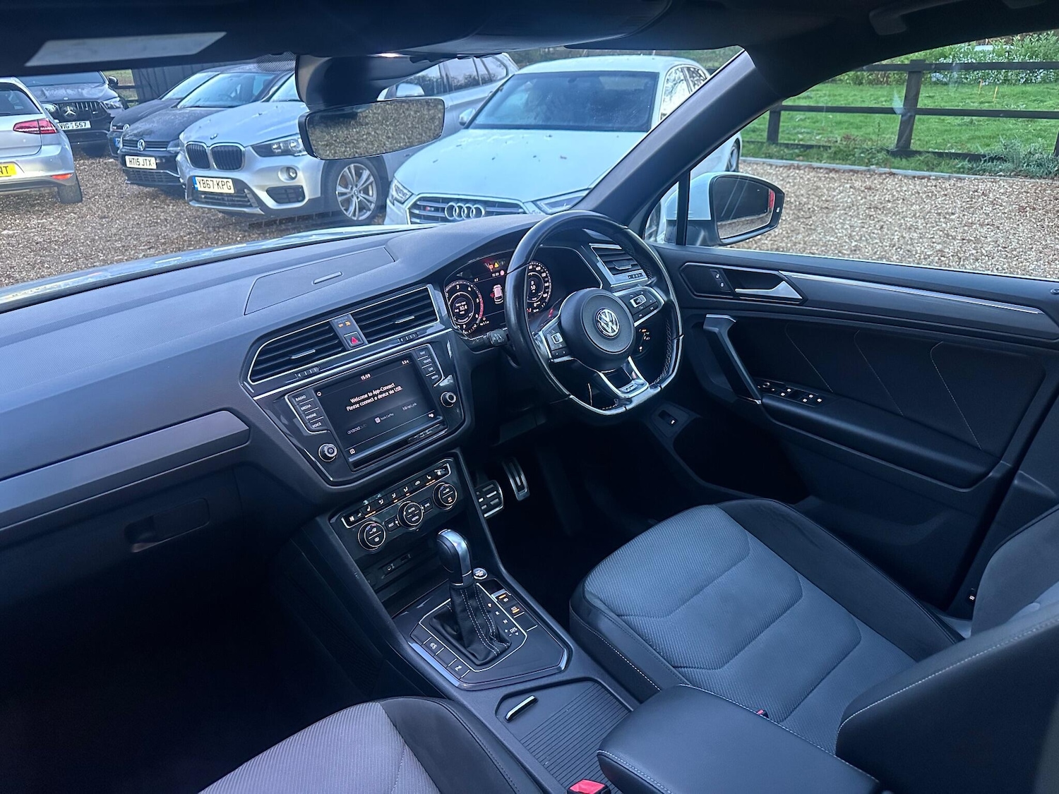 Used Volkswagen Tiguan 2017 for sale - 76714644: Photo 4