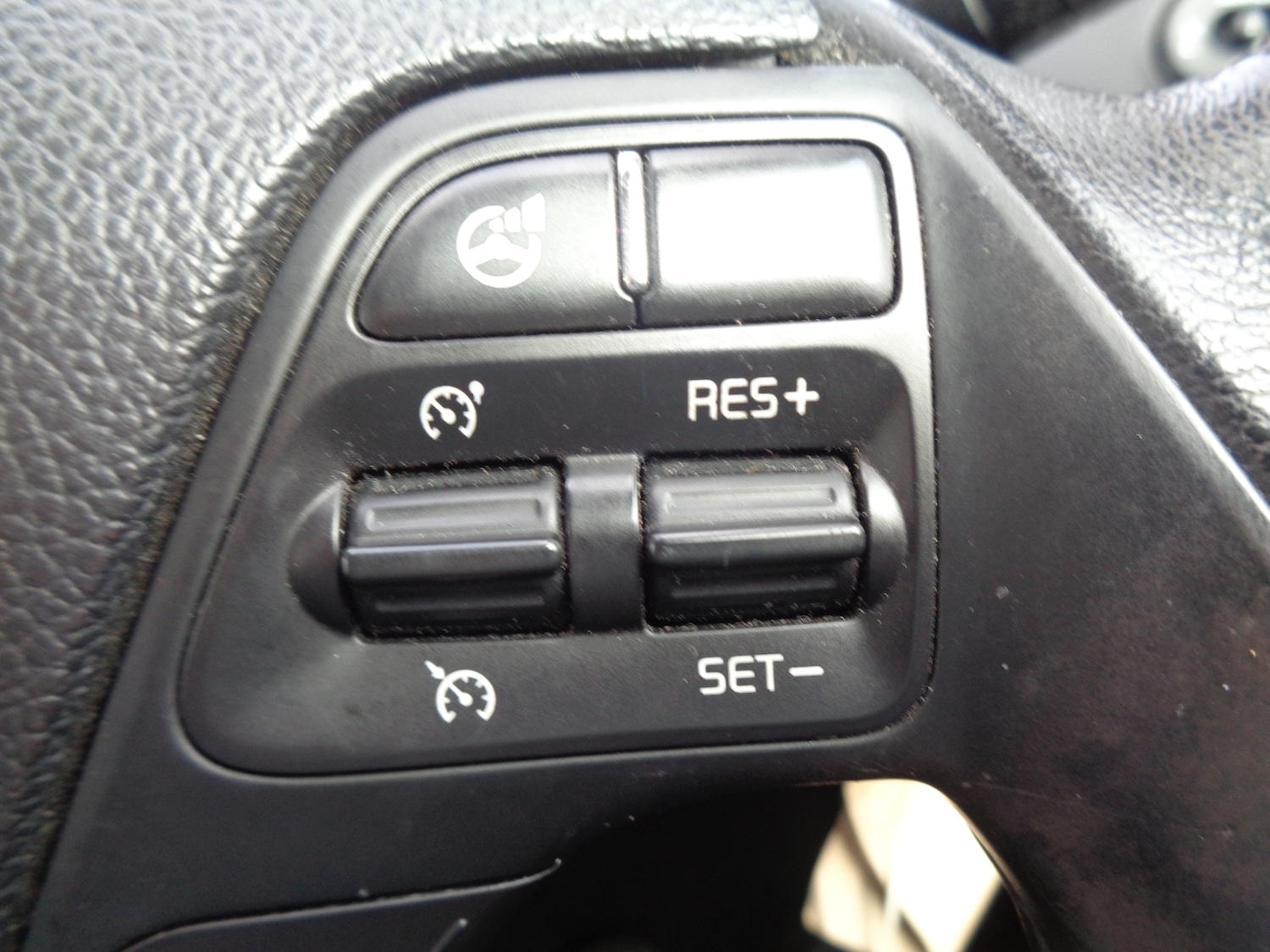 Used Kia Ceed 2014 for sale - 77760696: Photo 14