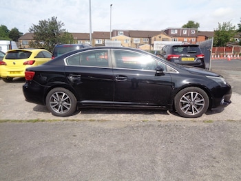 Used Toyota Avensis 2013 for sale - 75477821: Photo