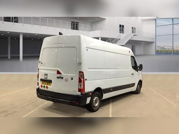 Used Renault Master 2023 for sale - 77718001: Photo