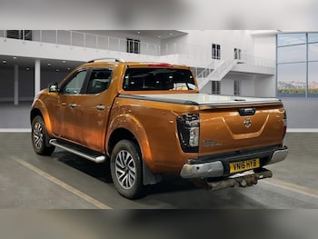 Used Nissan Navara 2016 for sale - 77222923: Photo