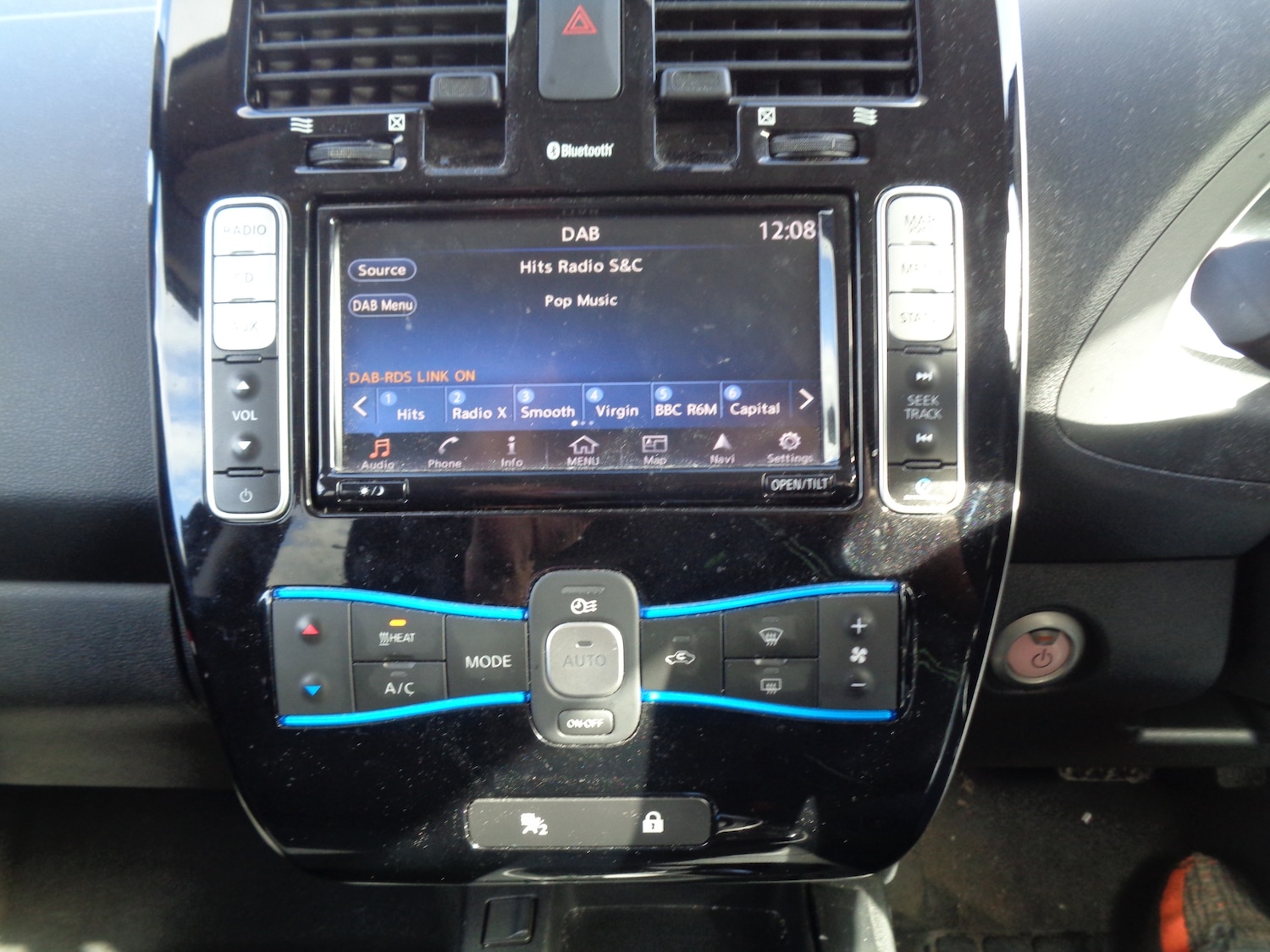 Used Nissan Leaf 2017 for sale - 76076605: Photo 13