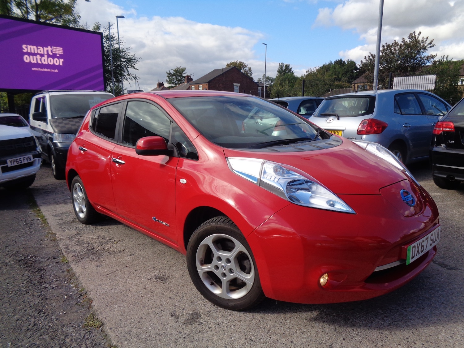 Used Nissan Leaf 2017 for sale - 76076605: Photo 2