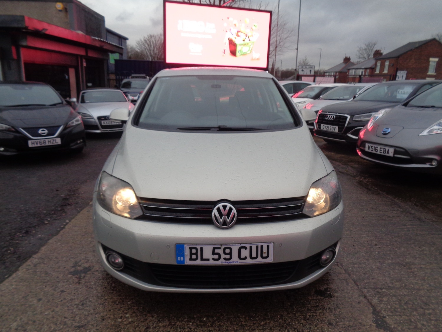 Used Volkswagen Golf Plus 2010 for sale - 77284065: Photo 3