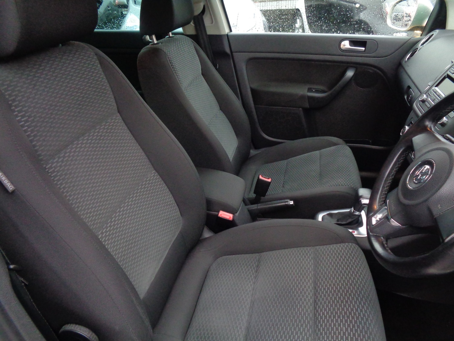 Used Volkswagen Golf Plus 2010 for sale - 77284065: Photo 5