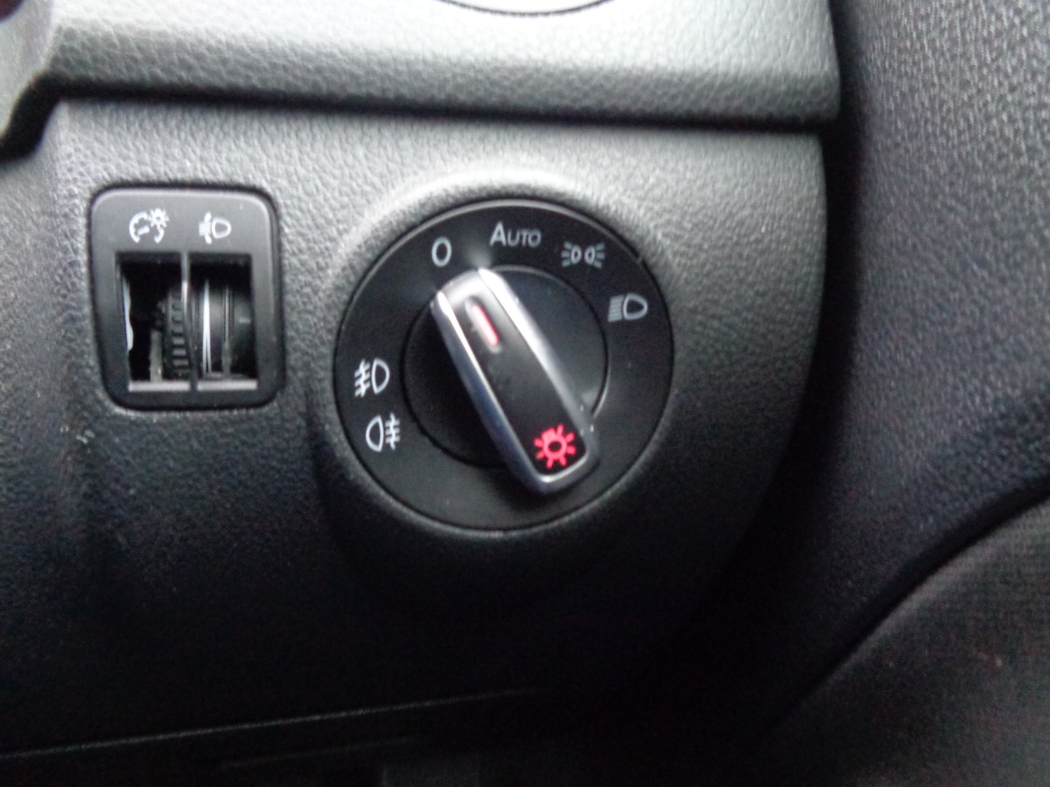 Used Volkswagen Golf Plus 2010 for sale - 77284065: Photo 8