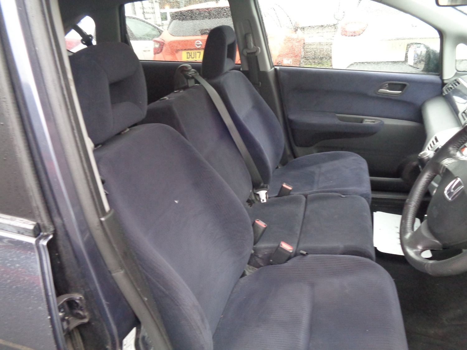 Used Honda FR-V 2009 for sale - 76534088: Photo 8