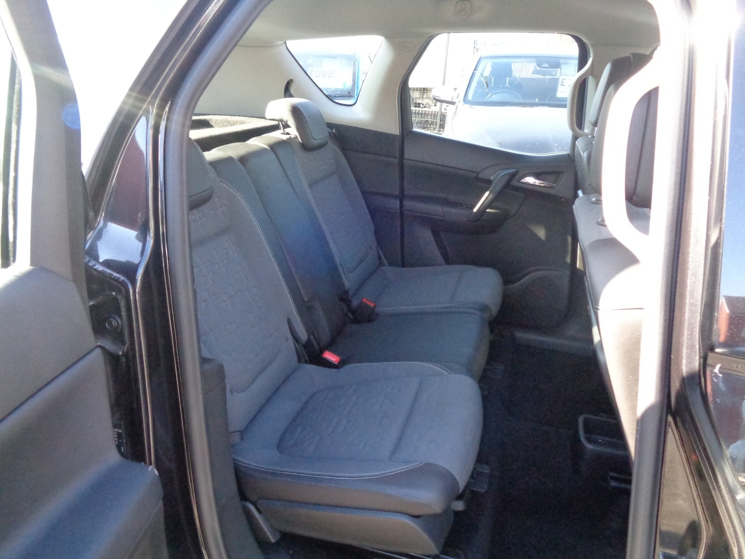 Used Vauxhall Meriva 2014 for sale - 77745176: Photo 10