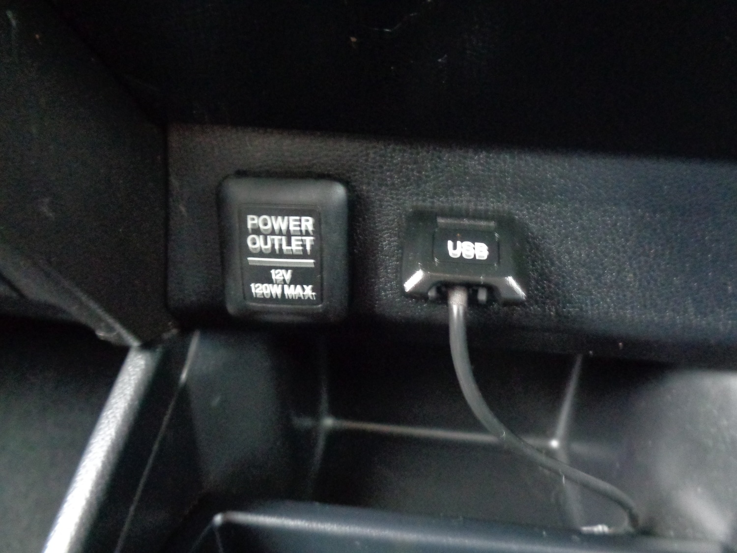 Used Honda Jazz 2015 for sale - 76412439: Photo 17