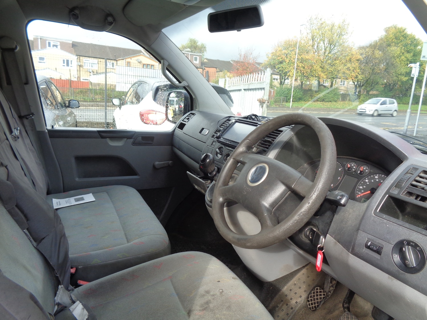 Used Volkswagen Transporter 2004 for sale - 76352590: Photo 8