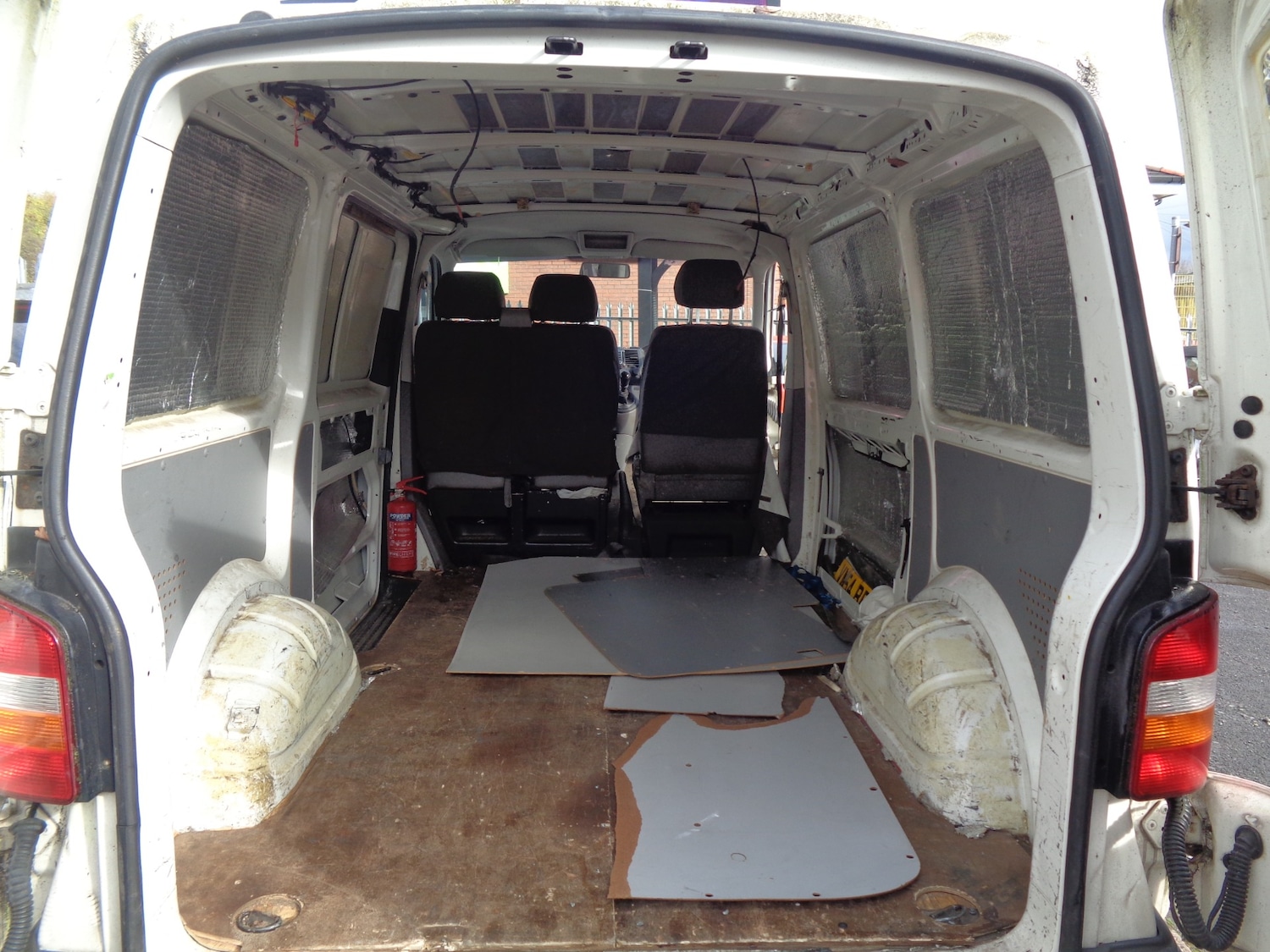 Used Volkswagen Transporter 2004 for sale - 76352590: Photo 9