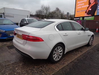 Used Jaguar XE 2015 for sale - 77716559: Photo