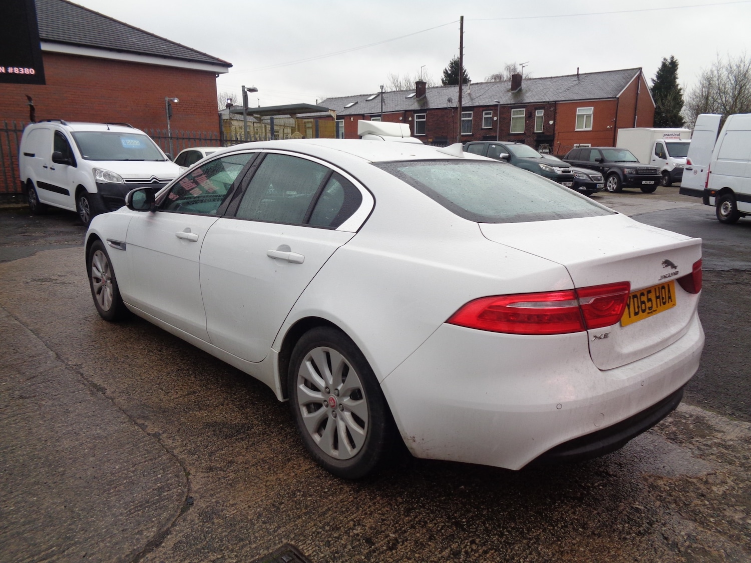 Used Jaguar XE 2015 for sale - 77716559: Photo 6