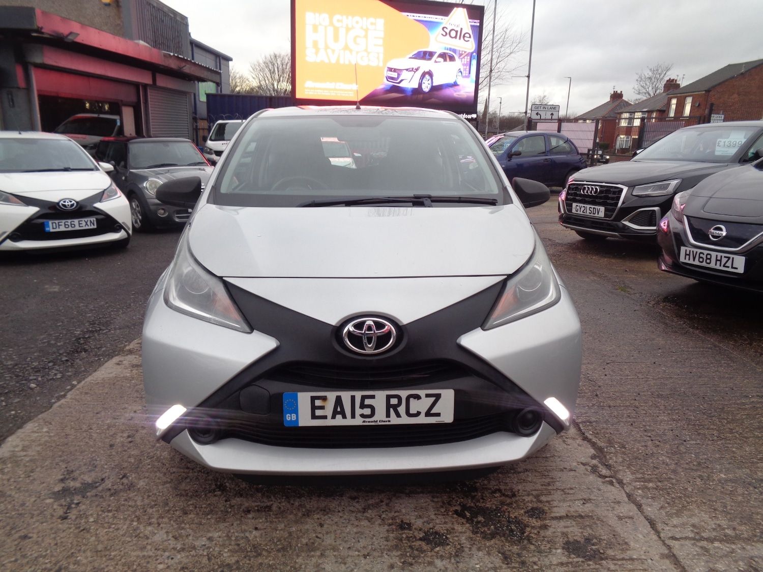 Used Toyota AYGO 2015 for sale - 77378298: Photo 3