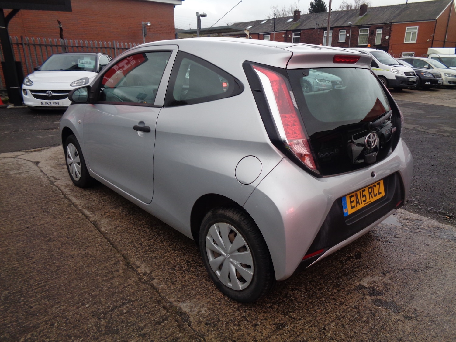 Used Toyota AYGO 2015 for sale - 77378298: Photo 4