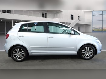 Used Volkswagen Golf Plus 2011 for sale - 76894491: Photo