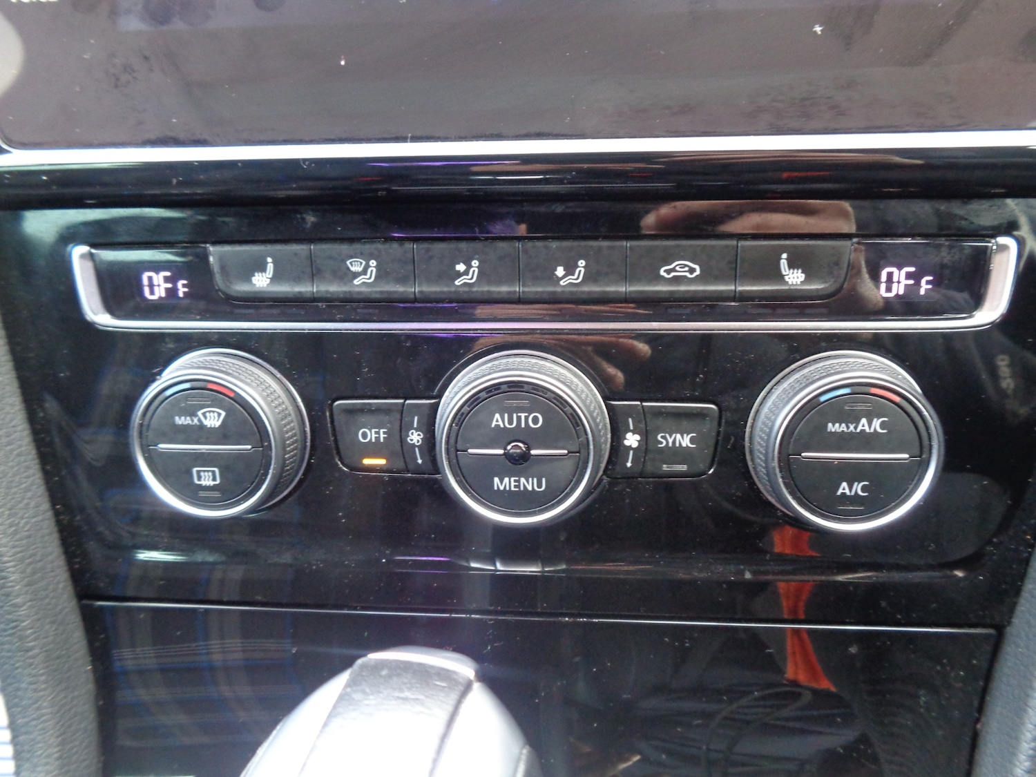 Used Volkswagen Golf 2020 for sale - 77618410: Photo 24