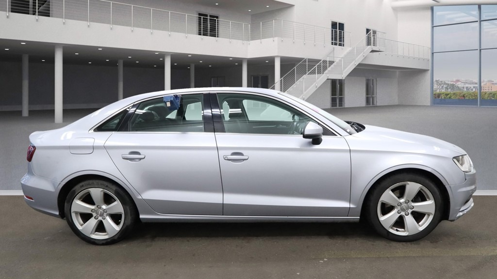 Used Audi A3 2016 for sale - 76588680: Photo 2