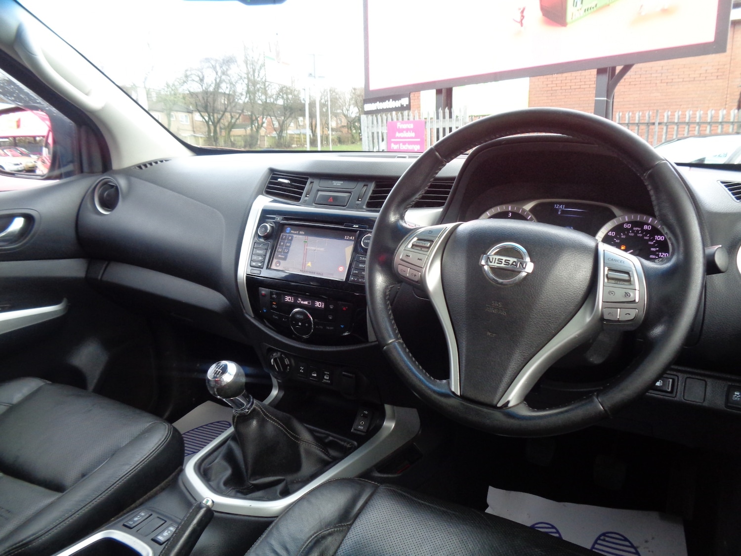 Used Nissan Navara 2016 for sale - 77234258: Photo 15