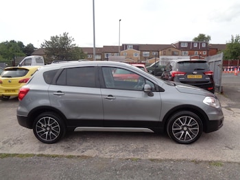 Used Suzuki SX4 S-Cross 2013 for sale - 75507447: Photo