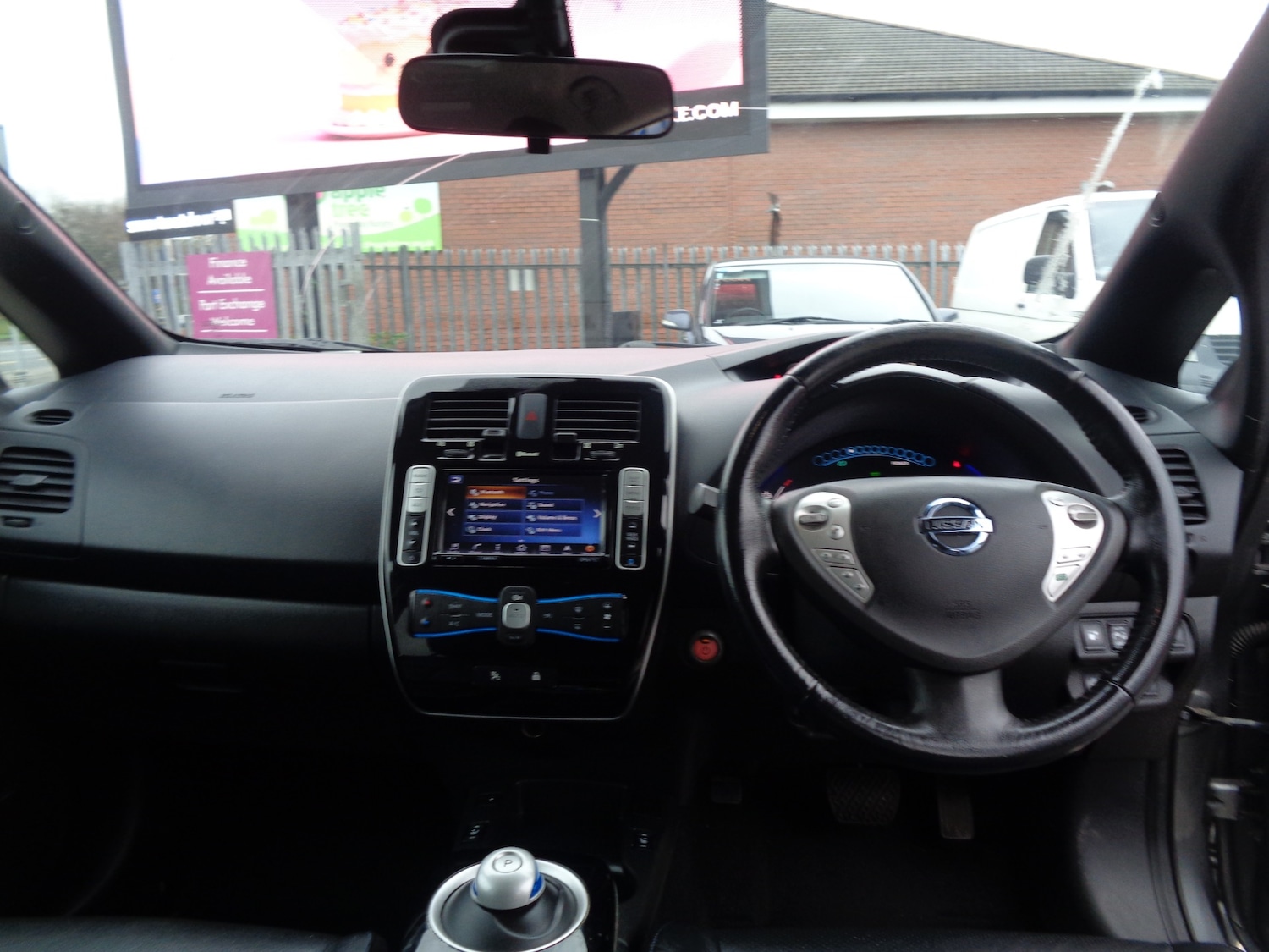 Used Nissan Leaf 2016 for sale - 76577540: Photo 11