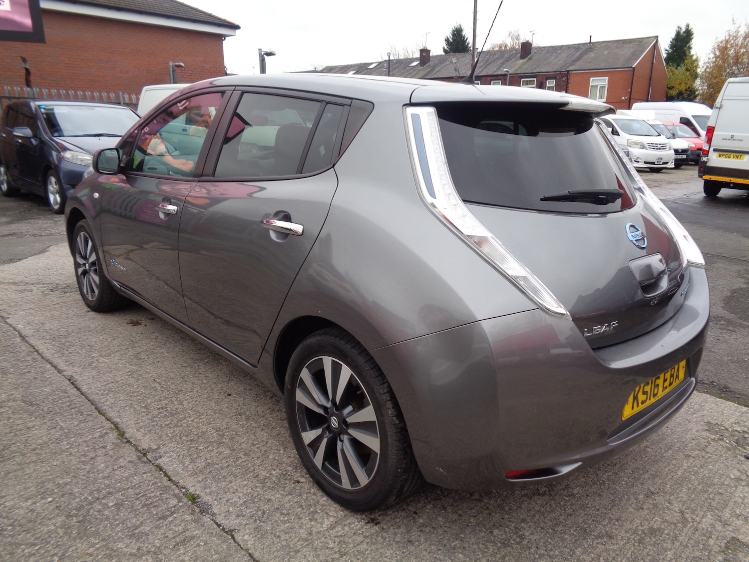 Used Nissan Leaf 2016 for sale - 76577540: Photo 6