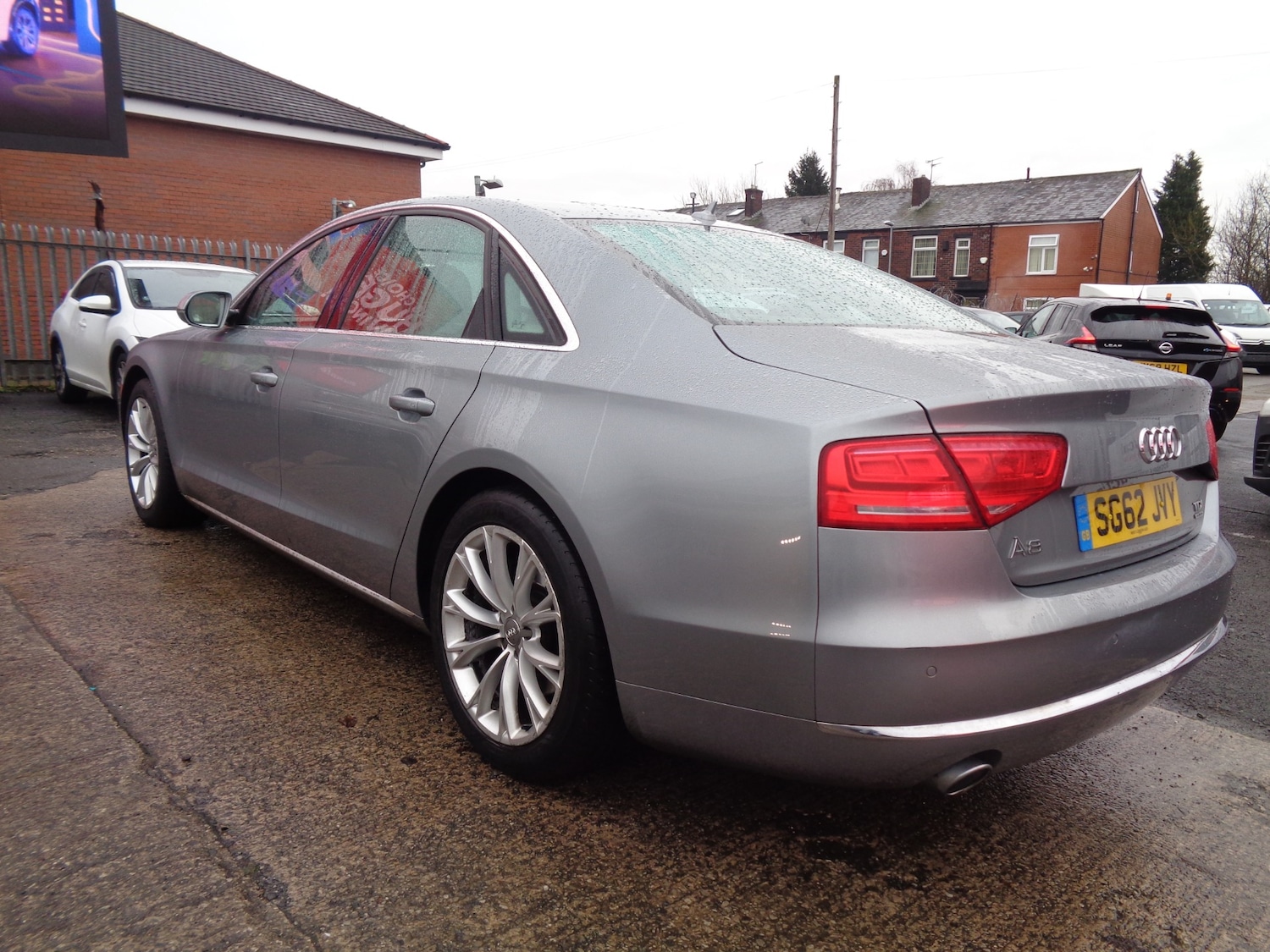 Used Audi A8 2012 for sale - 77137032: Photo 8