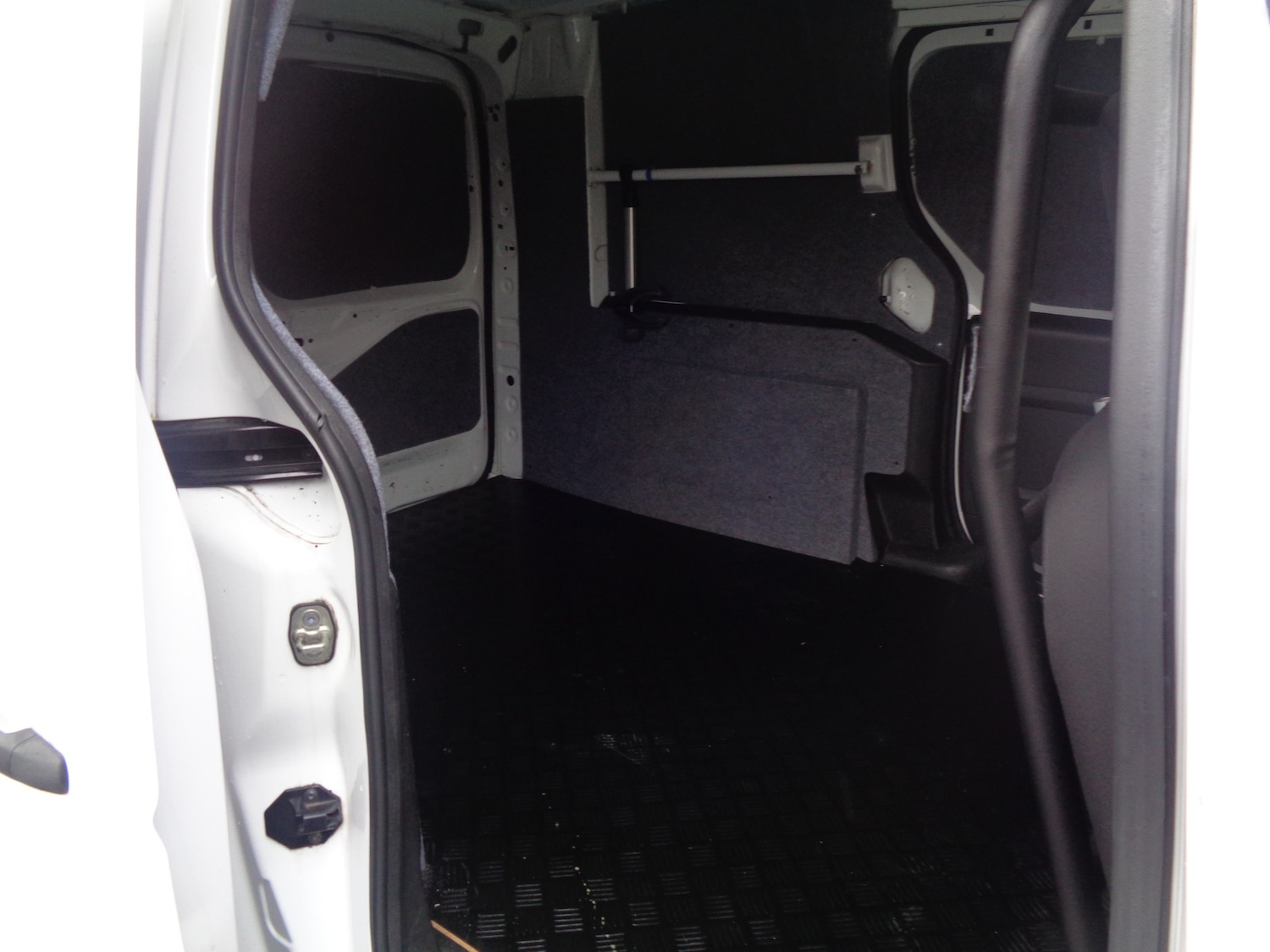 Used Citroen Berlingo 2017 for sale - 77603646: Photo 11