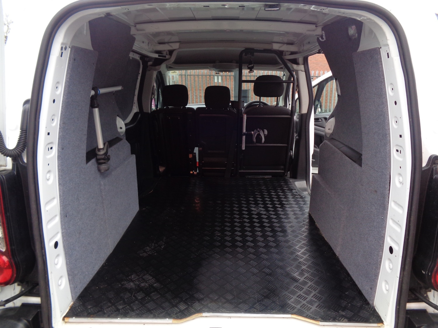 Used Citroen Berlingo 2017 for sale - 77603646: Photo 12