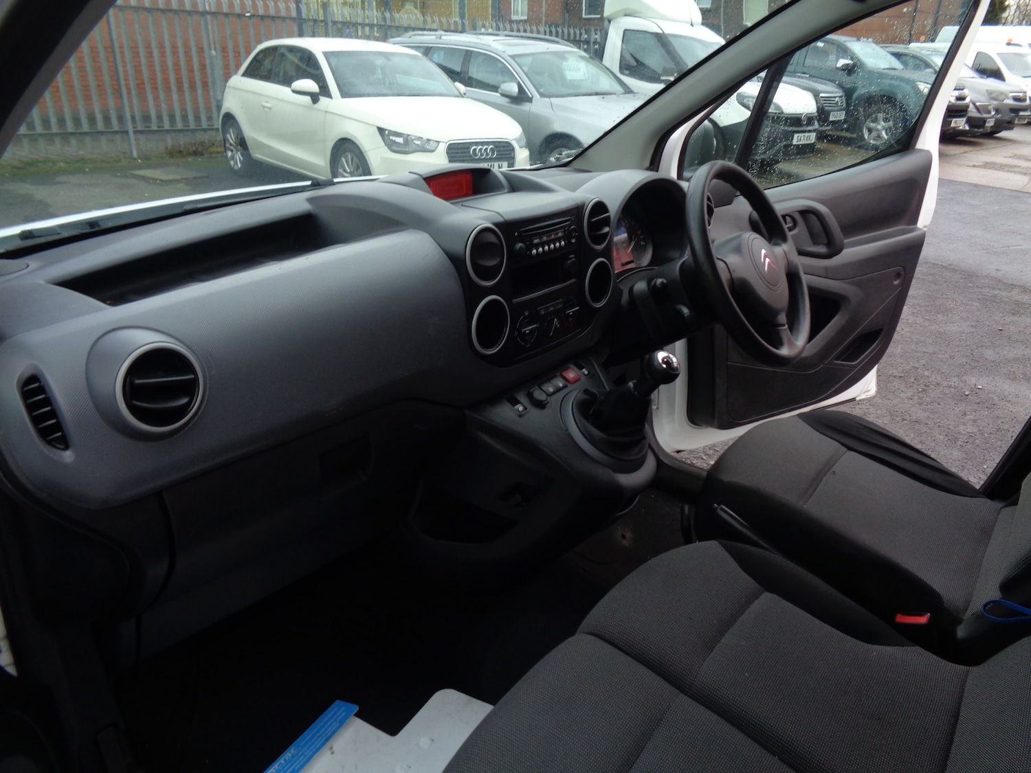 Used Citroen Berlingo 2017 for sale - 77603646: Photo 13