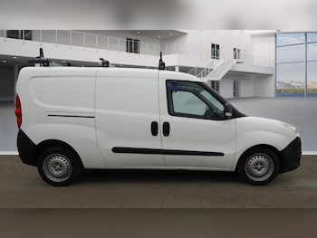 Used Vauxhall Combo 2016 for sale - 75432006: Photo
