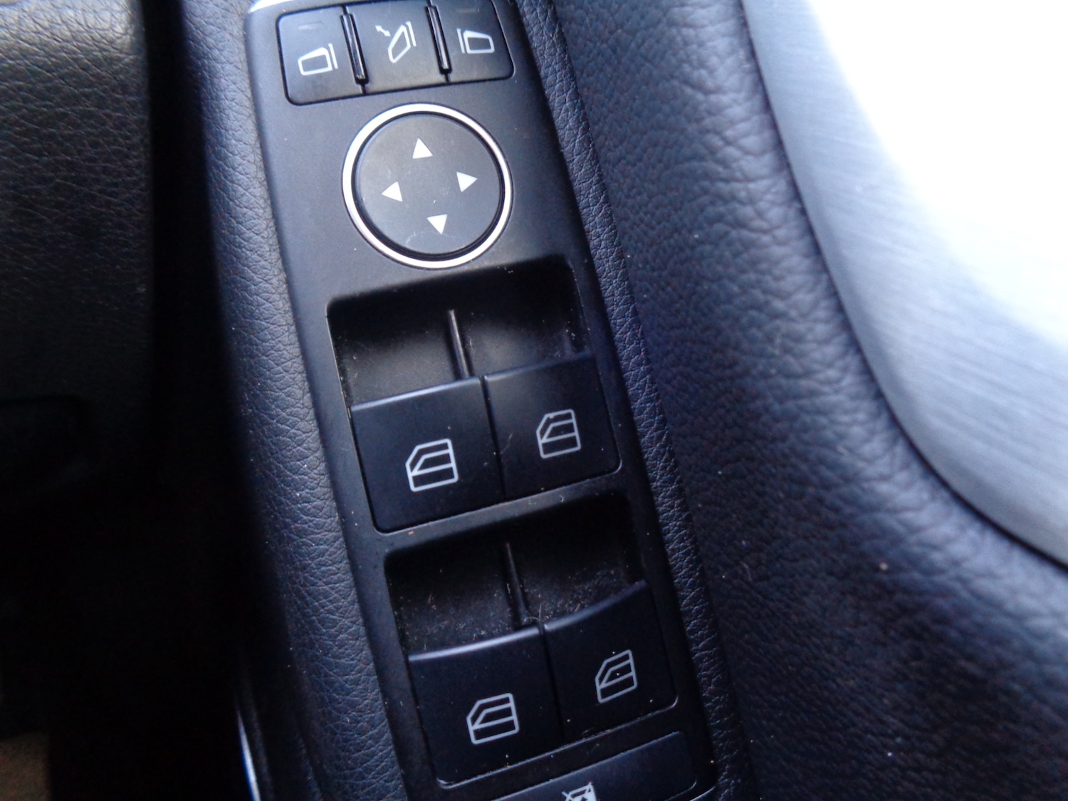 Used Mercedes-Benz C Class 2012 for sale - 77012310: Photo 18