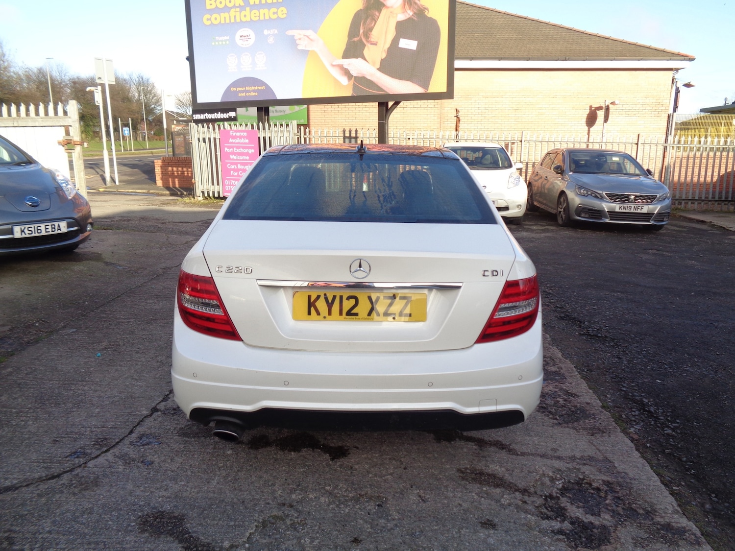 Used Mercedes-Benz C Class 2012 for sale - 77012310: Photo 6