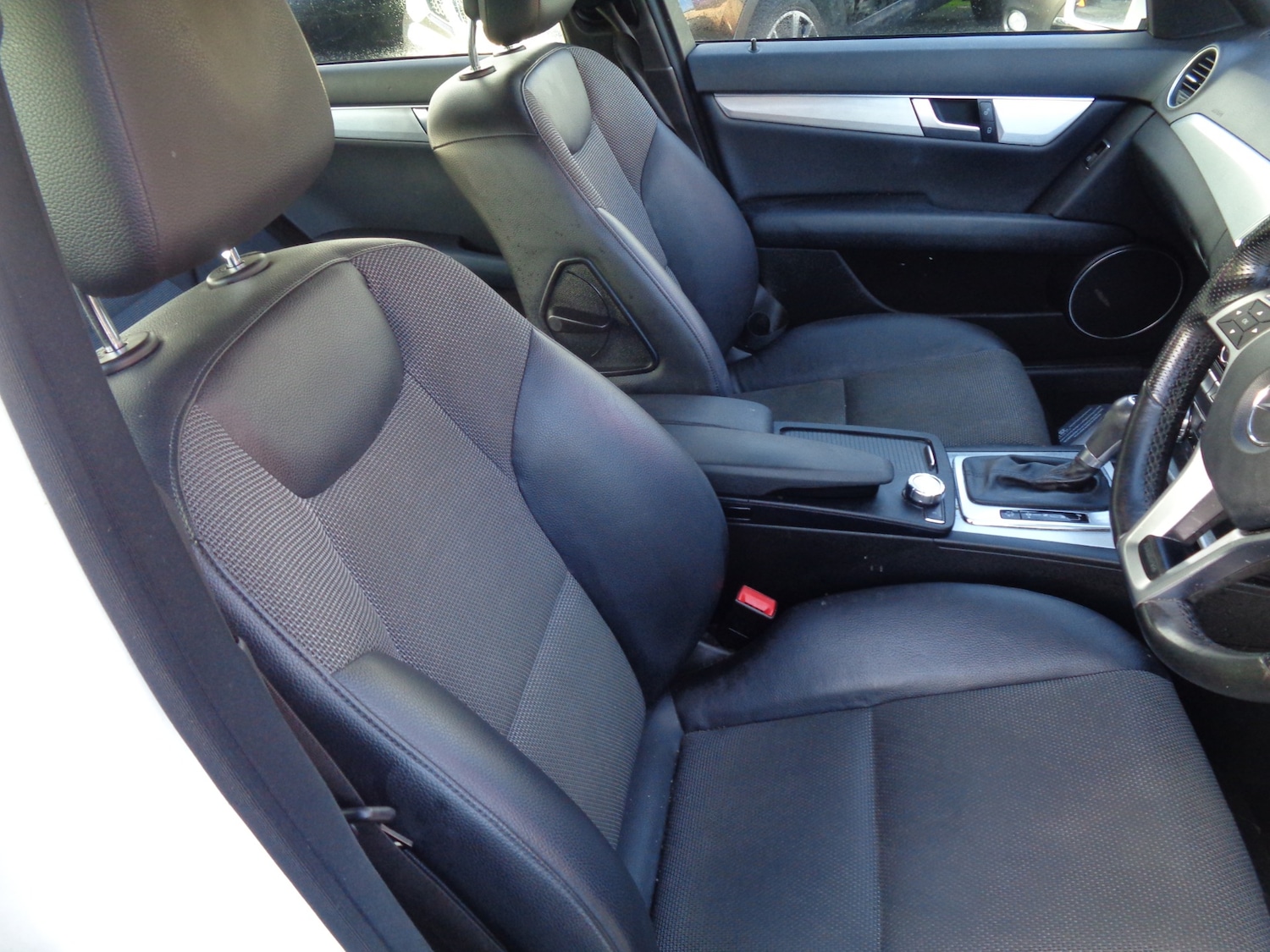 Used Mercedes-Benz C Class 2012 for sale - 77012310: Photo 8