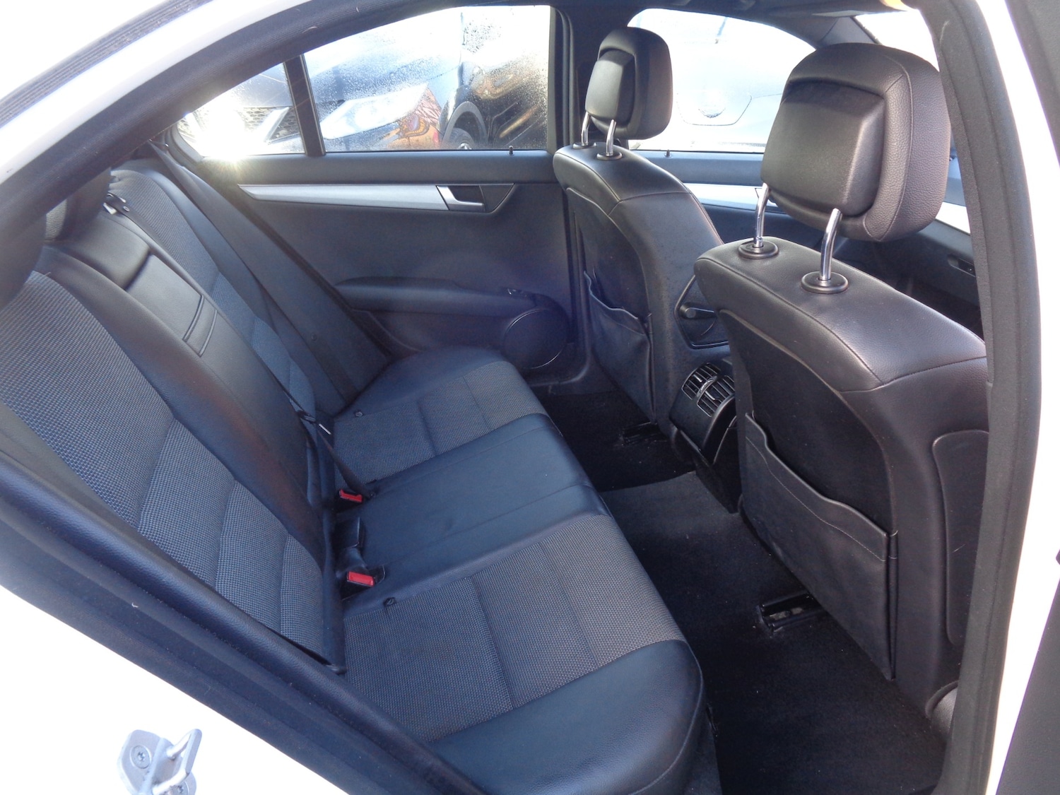 Used Mercedes-Benz C Class 2012 for sale - 77012310: Photo 9