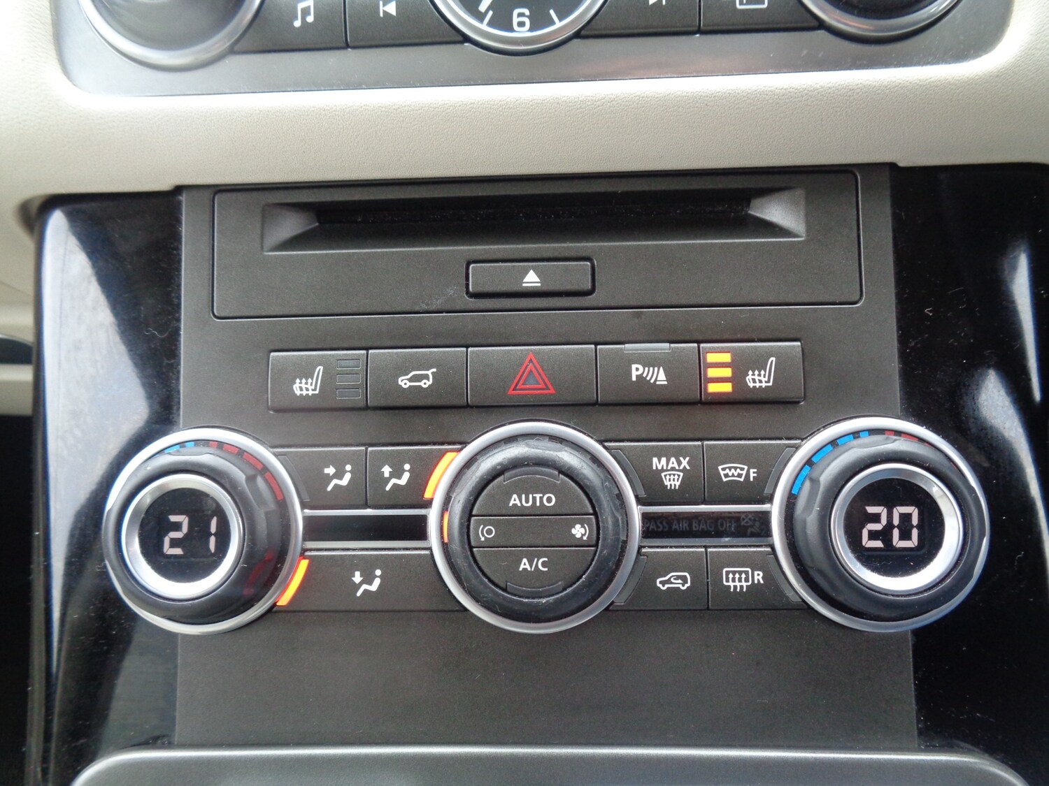 Used Land Rover Range Rover Sport 2013 for sale - 77998671: Photo 19