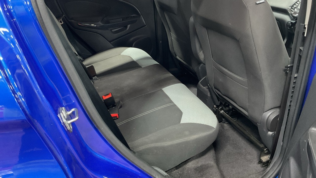 Used Ford Ecosport 2015 for sale - 76412337: Photo 7