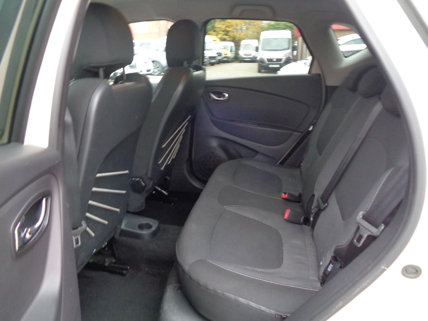 Used Renault Captur 2016 for sale - 76412513: Photo 11