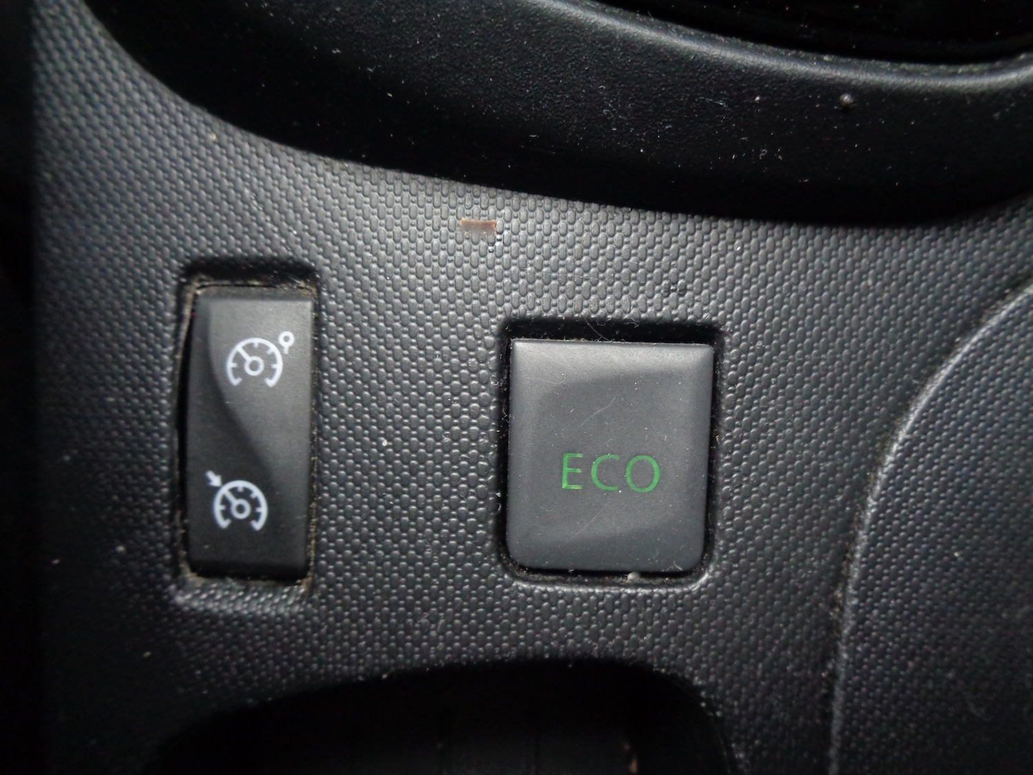 Used Renault Captur 2016 for sale - 76412513: Photo 17