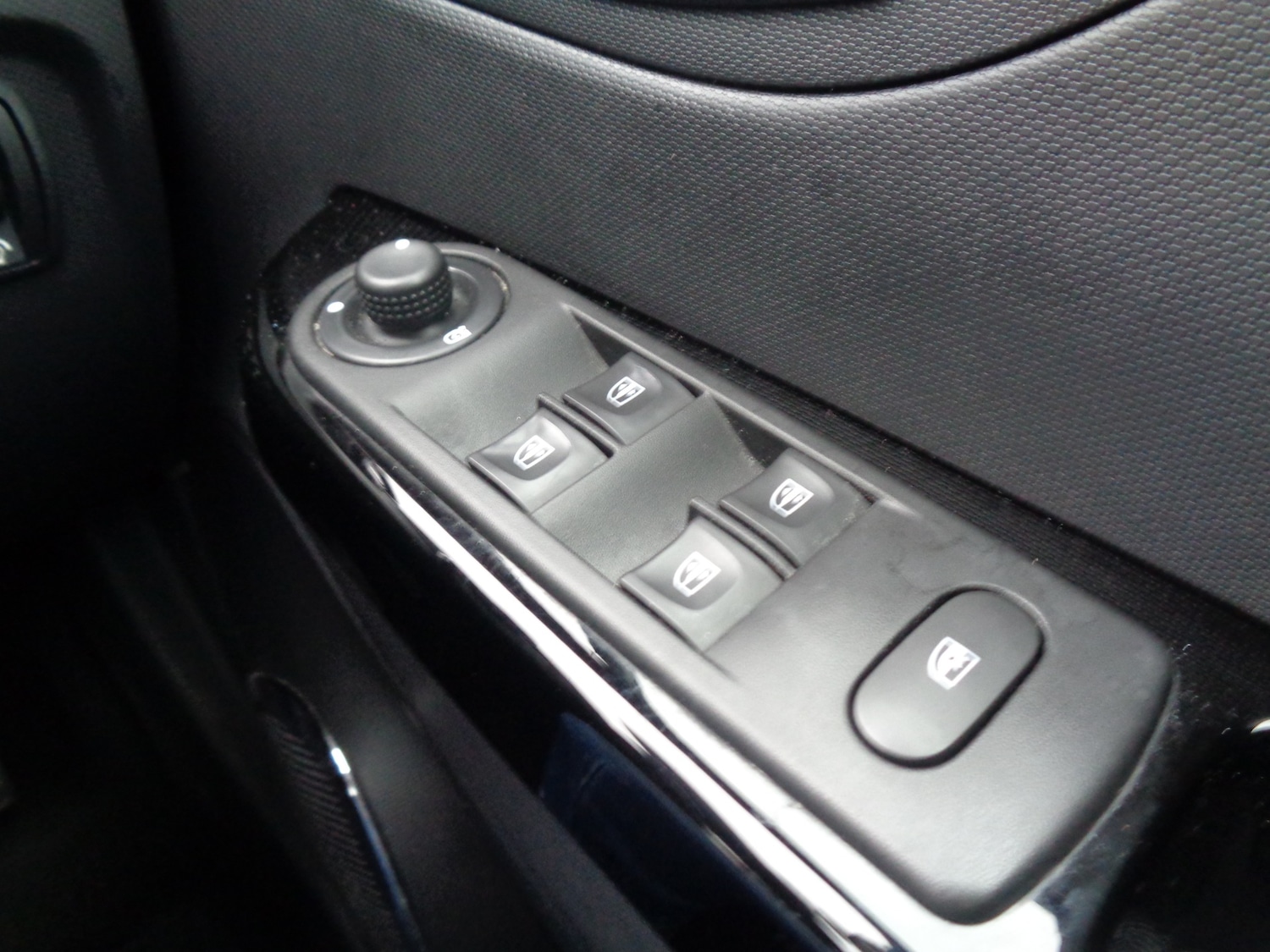 Used Renault Captur 2016 for sale - 76412513: Photo 18