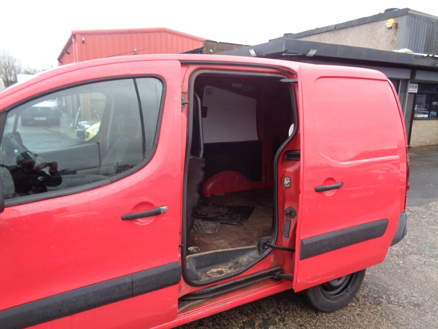 Used Peugeot Partner 2014 for sale - 76906397: Photo 8