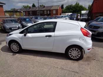 Used Ford Fiesta Van 2015 for sale - 74920686: Photo