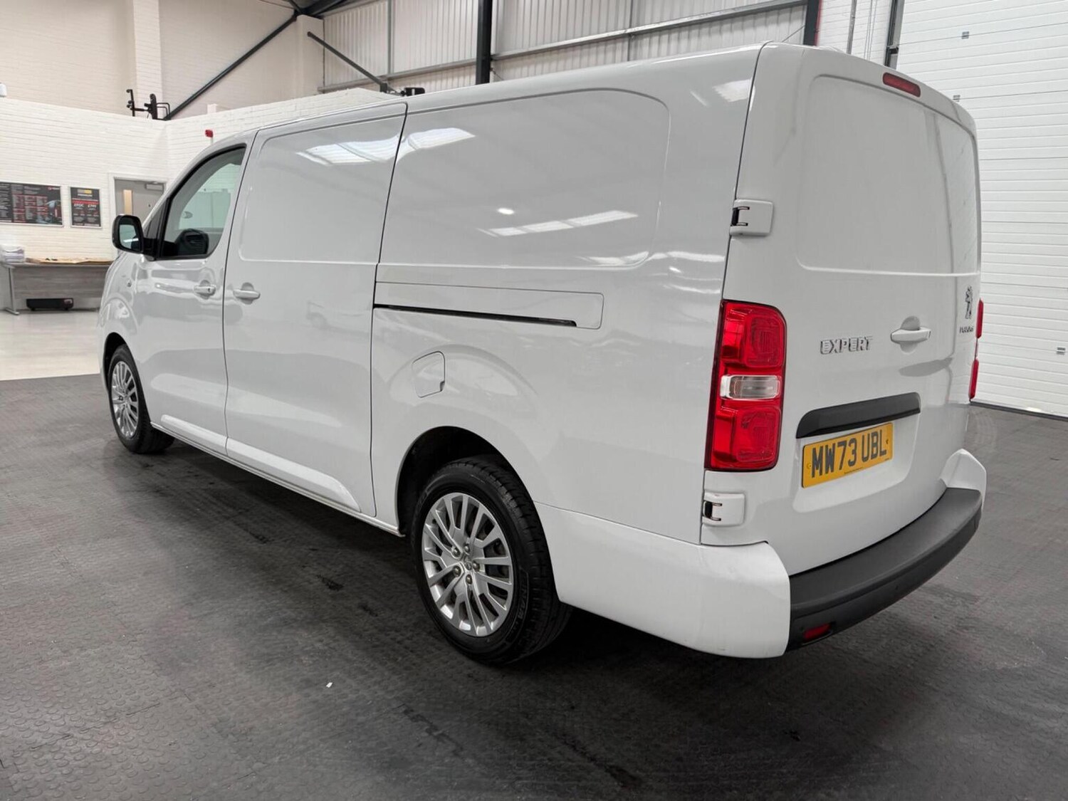 Used Peugeot Expert 2023 for sale - 78102327: Photo 24