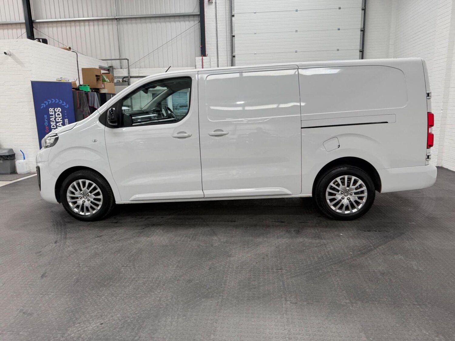 Used Peugeot Expert 2023 for sale - 78102327: Photo 25