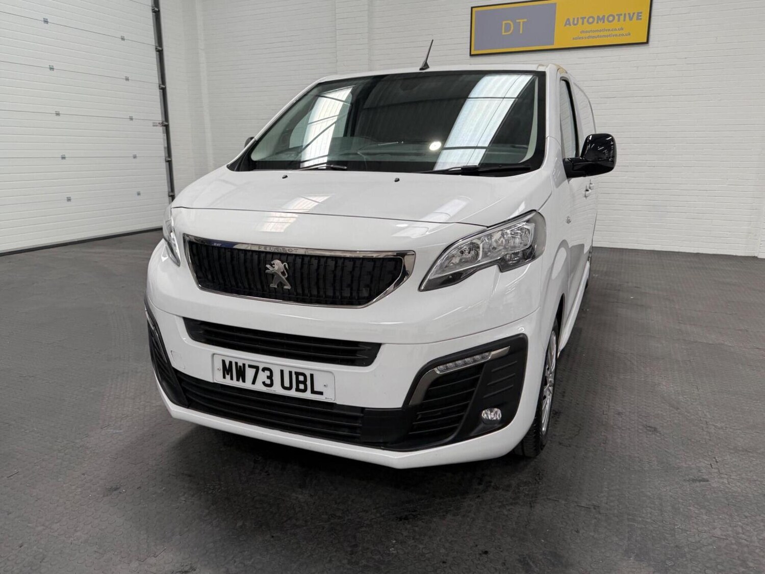 Used Peugeot Expert 2023 for sale - 78102327: Photo 31