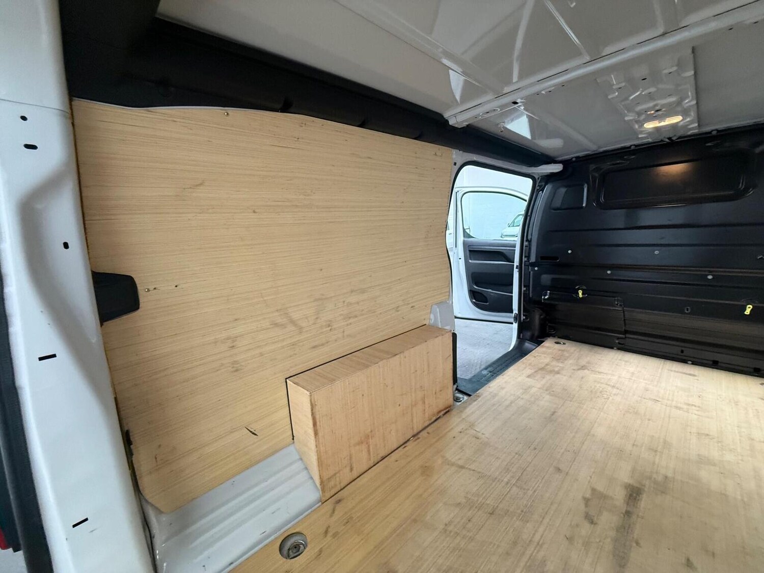 Used Peugeot Expert 2023 for sale - 78102327: Photo 69