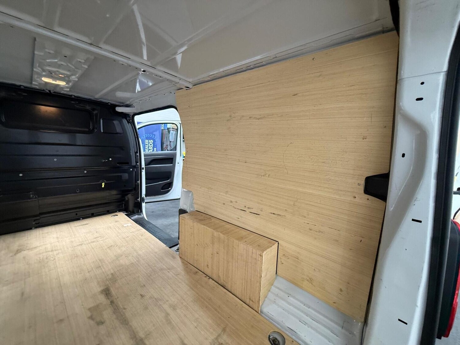 Used Peugeot Expert 2023 for sale - 78102327: Photo 70