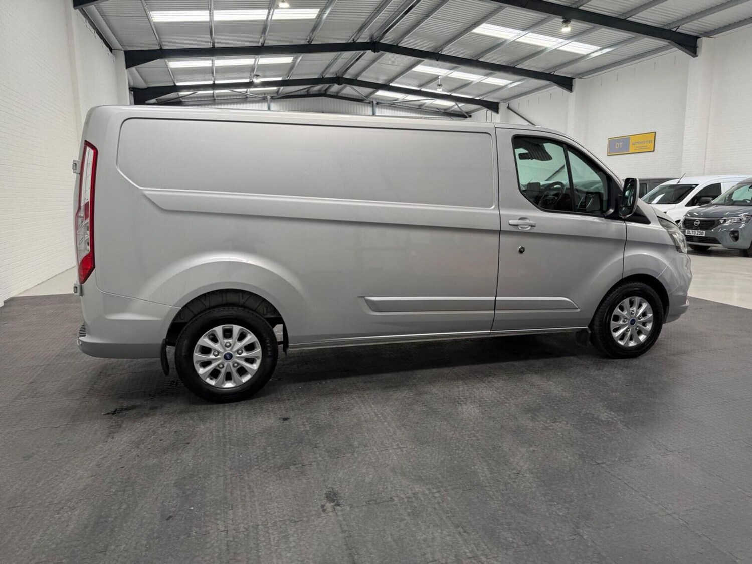 Used Ford Transit Custom 2023 for sale - 78102331: Photo 14