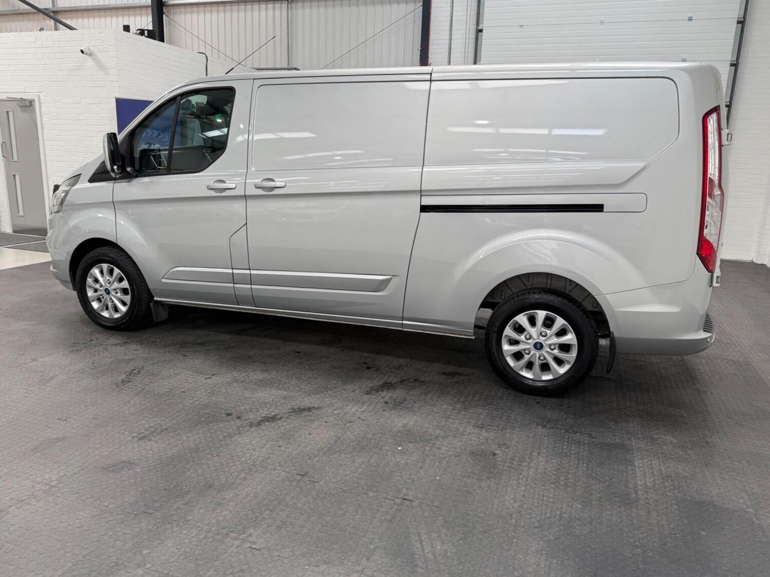Used Ford Transit Custom 2023 for sale - 78102331: Photo 18