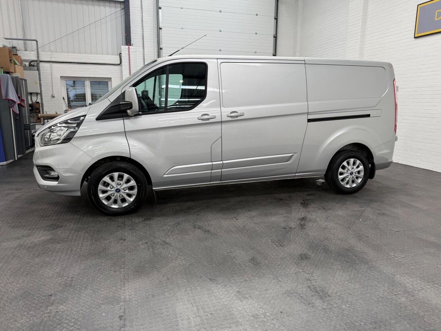 Used Ford Transit Custom 2023 for sale - 78102331: Photo 21